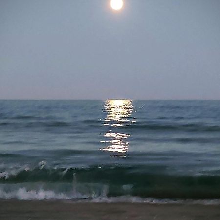 Cozy Apartment Close To The Beach In Beatiful Area Perelló Екстериор снимка