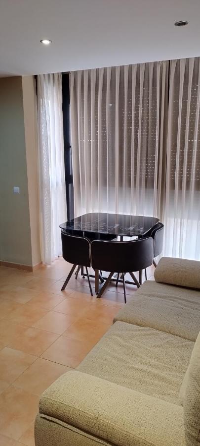 Cozy Apartment Close To The Beach In Beatiful Area Perelló Екстериор снимка