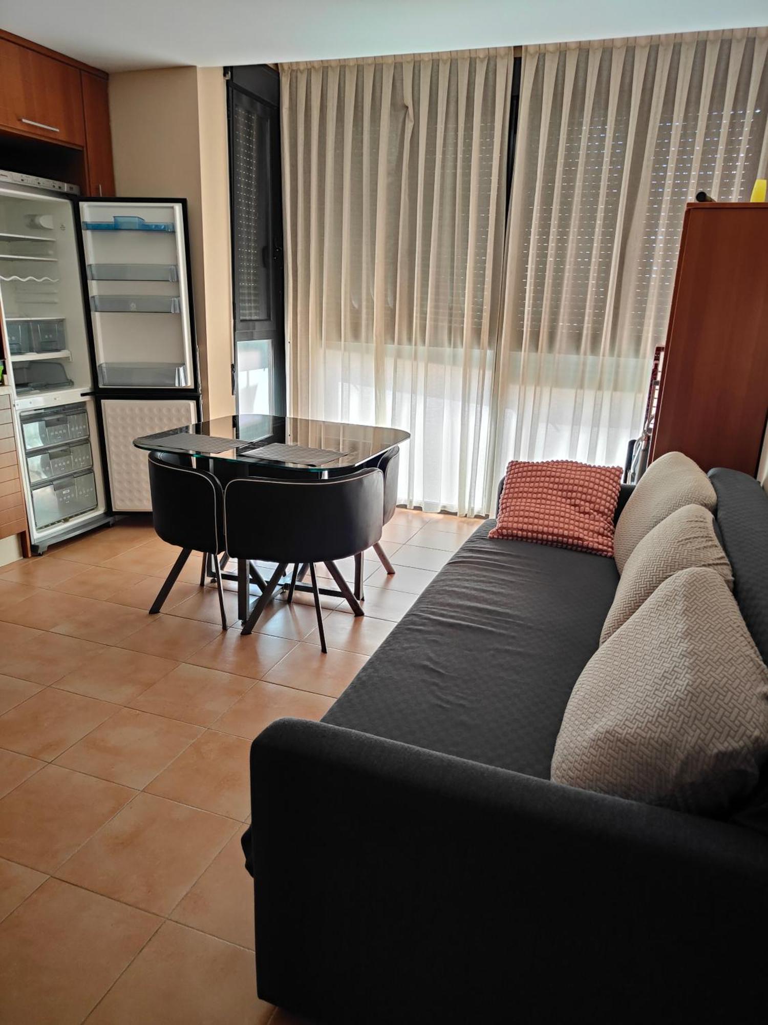 Cozy Apartment Close To The Beach In Beatiful Area Perelló Екстериор снимка